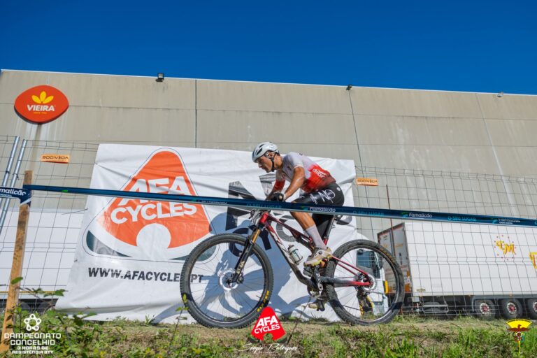 Hugo Xavier racing XCM mountain bike